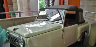 Image of a Reliant Regal - Similar Car Shipped to the USA by Autoshippers