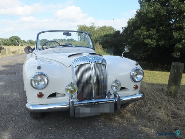 Shipping a 1957 Daimler Conquest Coupe to the USA with Autoshippers