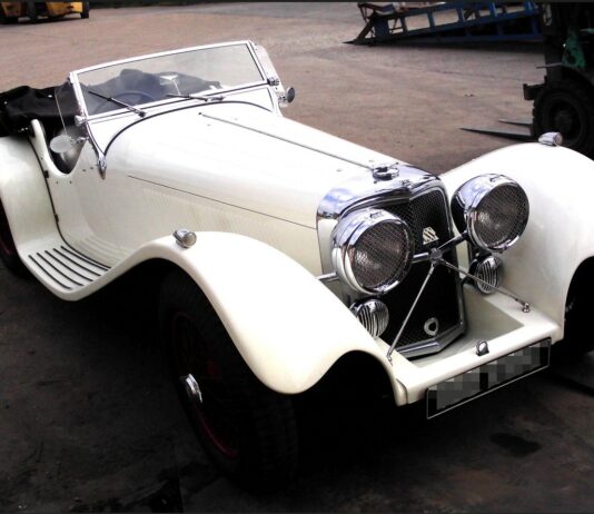 1976 Suffolk Jaguar SS100 Convertible replica awaiting loading into a shipping container before shipping to New Zealand by Autoshippers