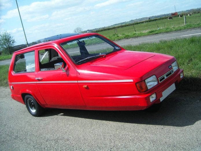 Reliant Robin