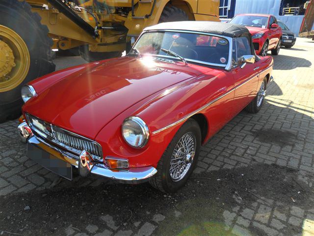 Car Shipping MG B Roadster