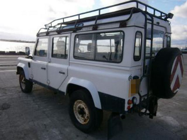 Land Rover Defender 110