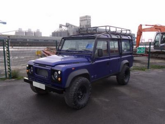 Land Rover Defender 110