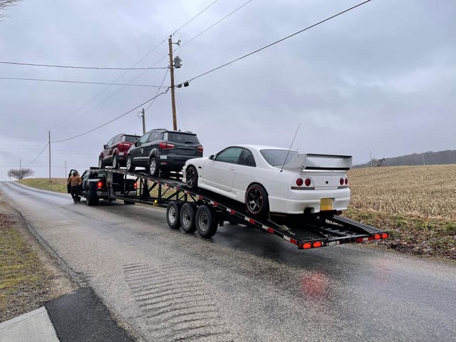 Nissan Skyline R33