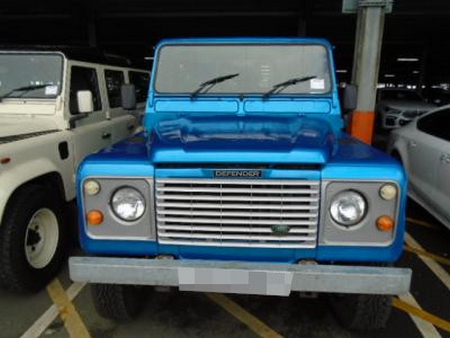 Land Rover Defender 90