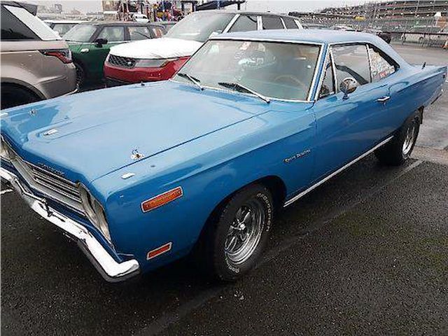 Plymouth Satellite