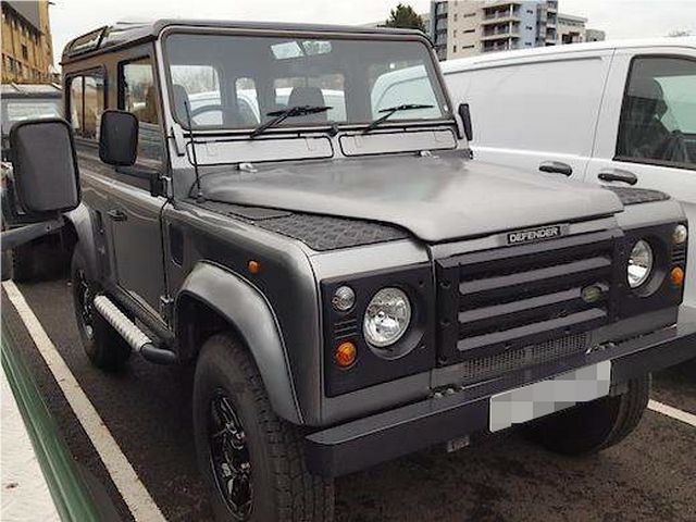 Land Rover Defender 90