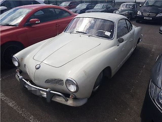 Volkswagen Karmann Ghia