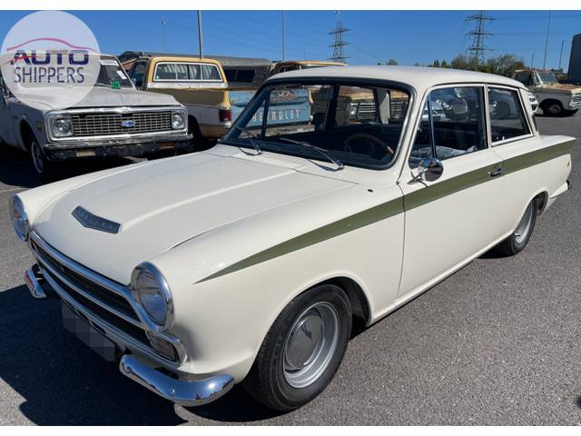 Lotus Cortina, Container - Canada