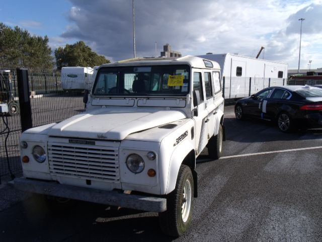 Car Shipping Land Rover Defender 110