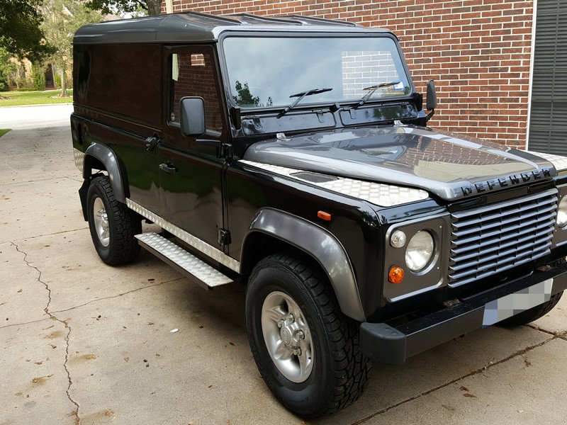 Land Rover (x4) shipped to Texas, USA