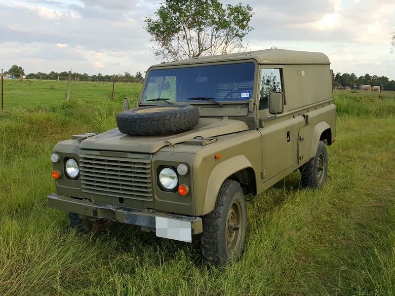 Land Rover (x4) shipped to Texas, USA