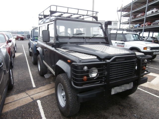 Autoshippers Helps Enthusiasts Ship Their Land Rover Defender 110s